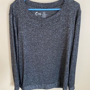 Zyia Boyfriend Sweater. Size small